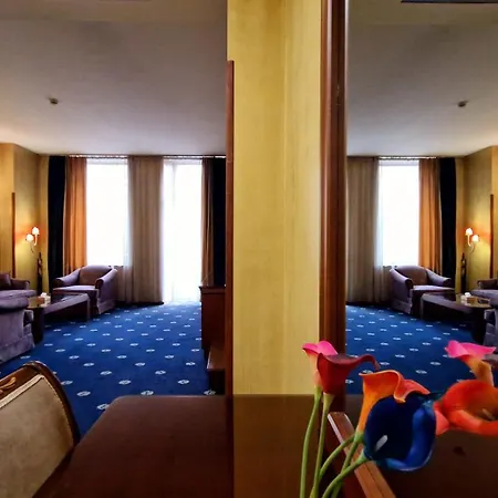 Ararat Hotel Erivan Exterior foto