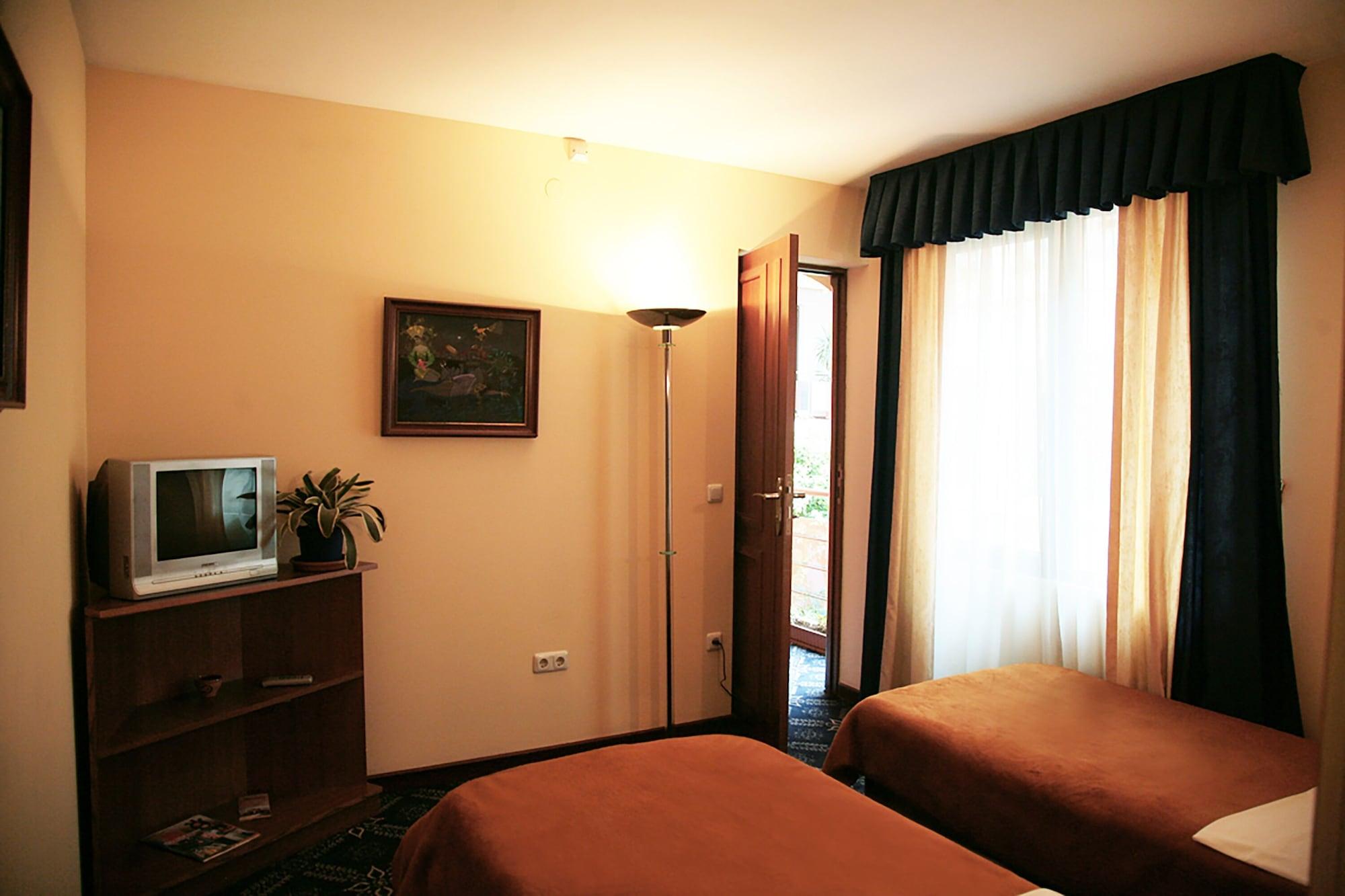 Hotel Ararat 4*