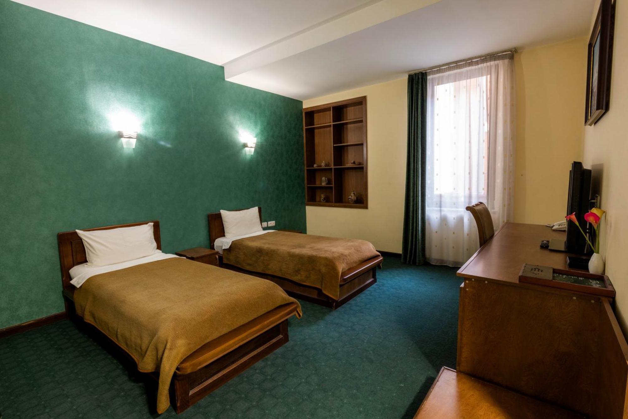 Hotel Ararat 4*