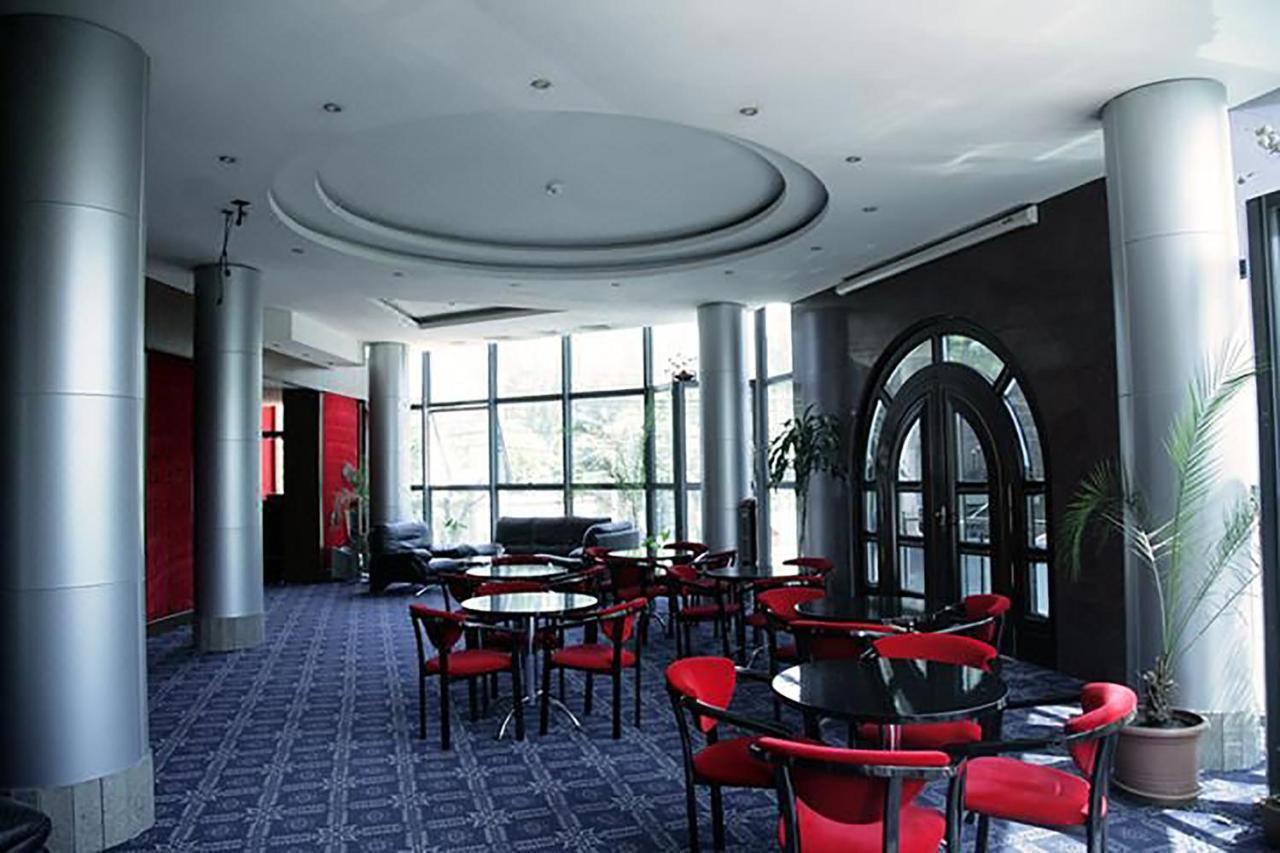 Ararat Hotel 4*